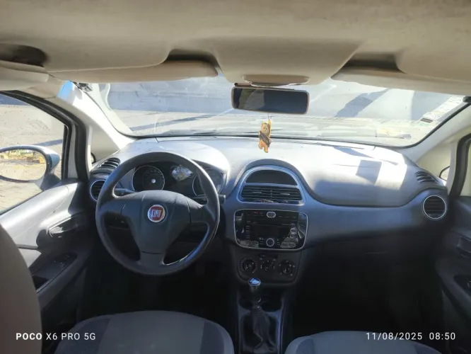 Fiat Punto Attractive 1.4 Fire Flex 8V 5P 2013