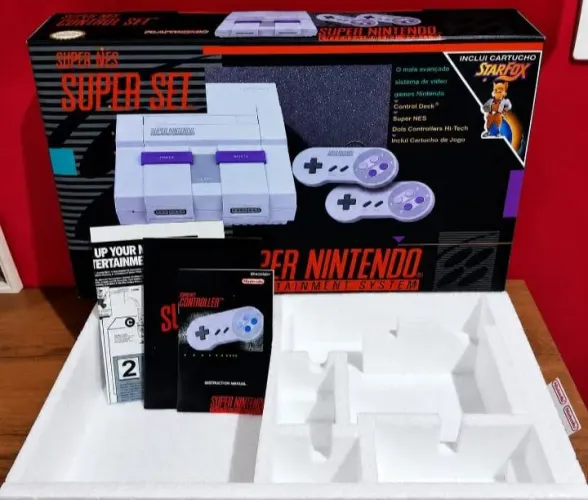 Caixa super nintendo Stat Fox + berço e manuais 