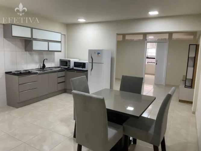 APARTAMENTO MOBILIADO COM 60m², NO CENTRO DE BLUMENAU, 1 QUARTO + 1 BANHEIRO