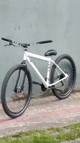 Bike aro 29 no mel BH MT 200 PEGO ARO 26 ESTILO GIOS