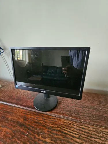Monitor AOC