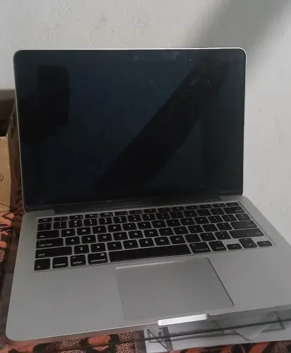MacBook Pro Retina 13" Early 2015 (A1502) - Para reparo ou peças