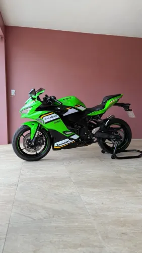 Kawasaki Ninja ZX-4R