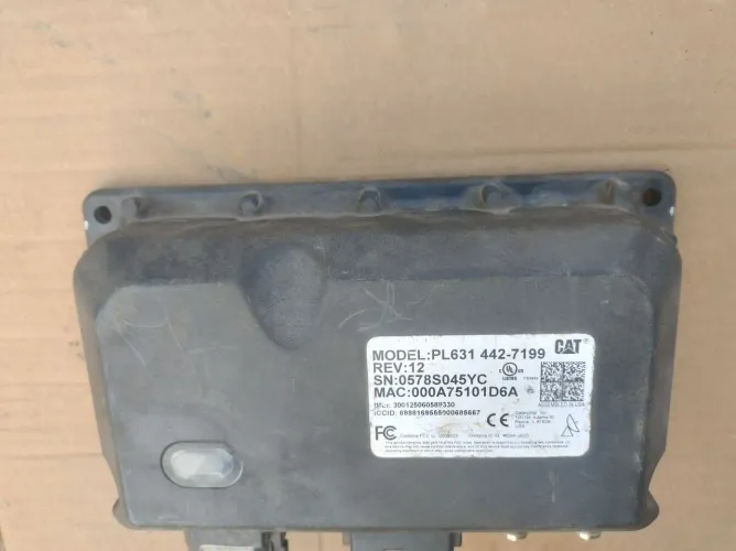 Vendo módulo ecm PL631 equipamentos Caterpilla 442-7199r 