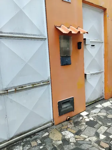 Casa comercial , excelente localização , matatu . terreno de 387 m2 , inteiramente equipad