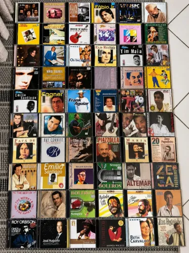 Lote de cds variados,contendo Zeca Pagodinho,Daniel,Elis Regina etc