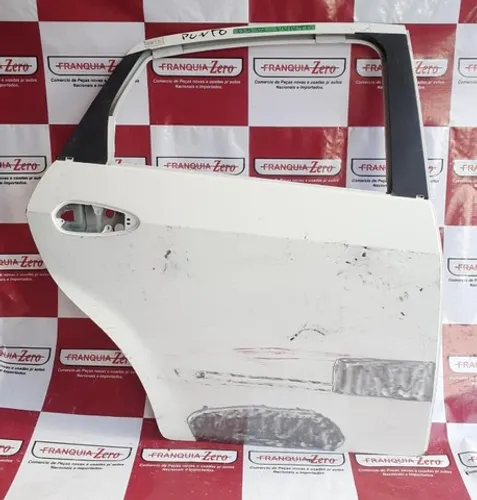 Porta traseira direita Linea Recuperada.