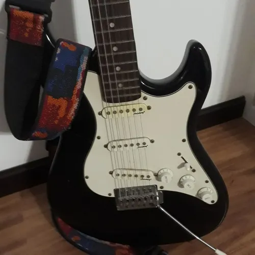Guitarra e Cubo