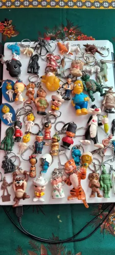 Raros e Antigos Chaveiros de Bonecos