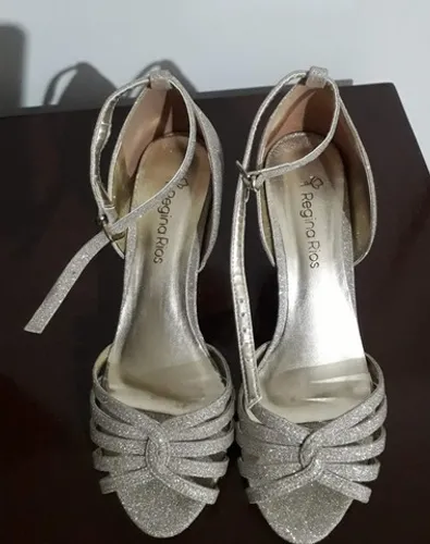Sandalia de Festa Nº 37 Salto 8 cm Marca Regina Rios
