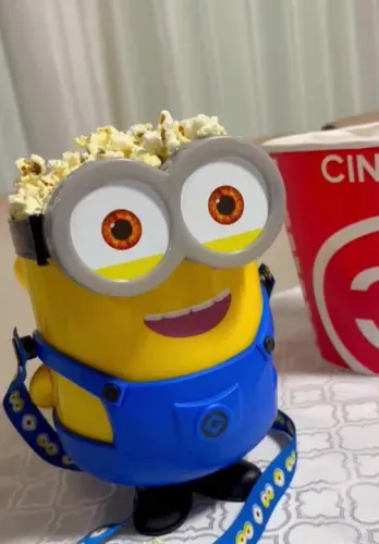 Balde 3D  colecionável Minions Meu Malvado Favorito 4 Cinemark Novos Cosmos RJ 