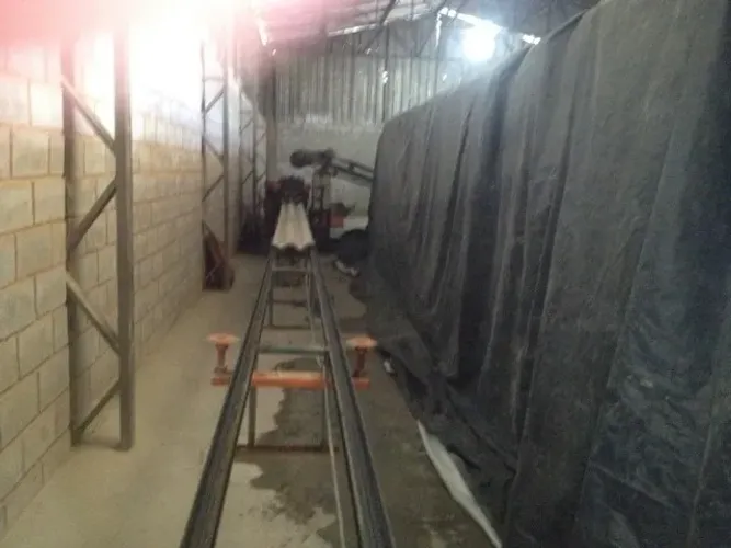 Maquina de fabricar telhas de concreto