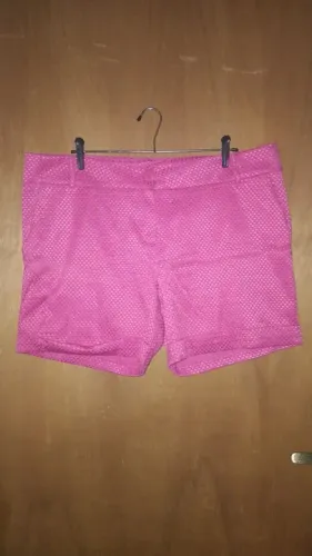 Shorts pouco uso tamanho 52 lindo