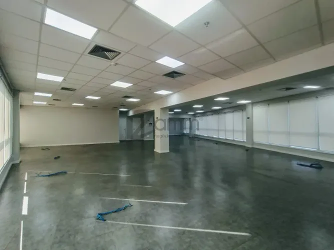 Espaço corporativo para locação em Campinas. Laje Corporativa com 407 m², divididos com em