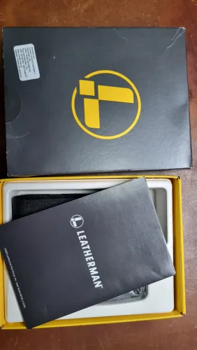 Multi-Ferramenta Leatherman Surge Black Edition