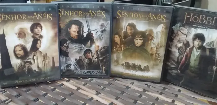 Coleção Senhor dos Anéis e Hobbit em DVD. (4 DVDs)
