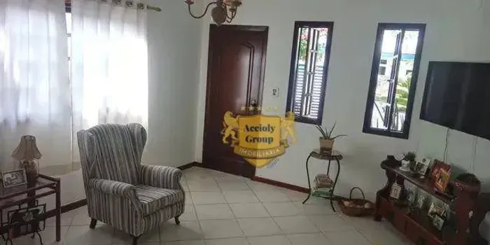 Casa para alugar, 400 m² por R$ 9.333,01/mês - Itaipu - Niterói/RJ