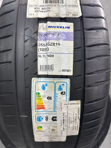 Pneu De Porsche Panamera 265/45 R19 105y Pilot Sport 4 Michelin