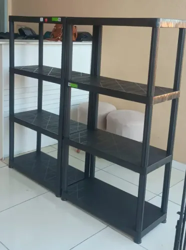 Estante de plástico 4 platereiras