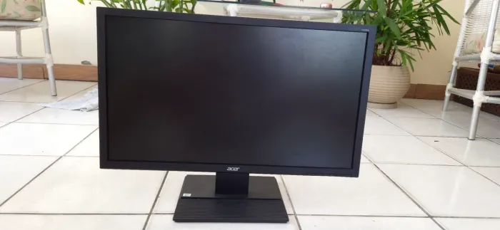 "monitores de 24 polegadas" - Monitores no Brasil