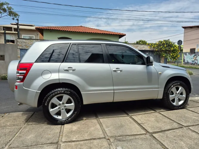 Suzuki Grand Vitara 2.0 16V 4x2/4x4 5P Mec. 2009