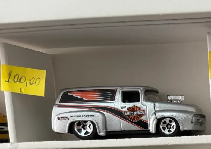 Hot wheels 56 ford panel - harley davidson