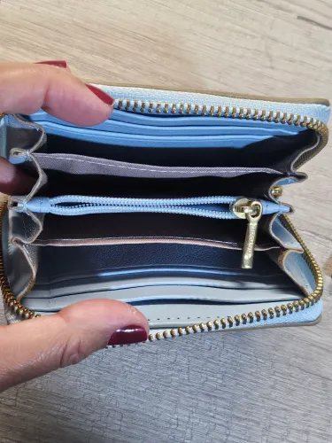 Carteira Luz da Lua Azul Clara Feminina