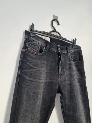 Calça jeans preta skinny Diesel