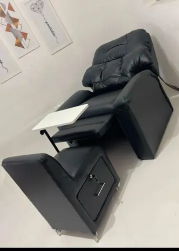 Poltrona reclinável para manicure e pedicure