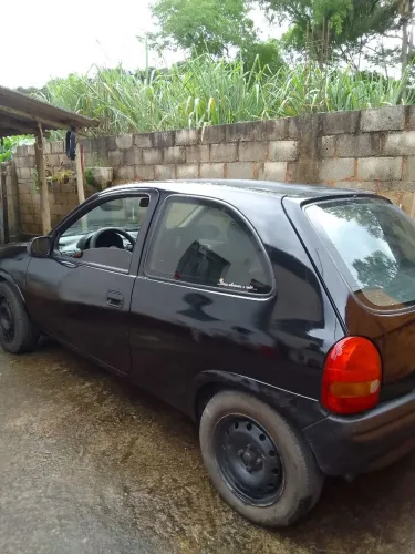 Corsa muito conservado