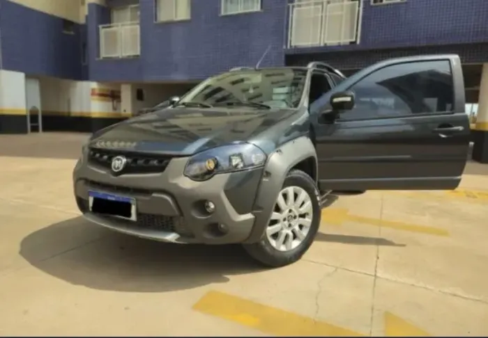 Fiat Strada Adventure1.8/ 1.8 Locker Flex CD 2014