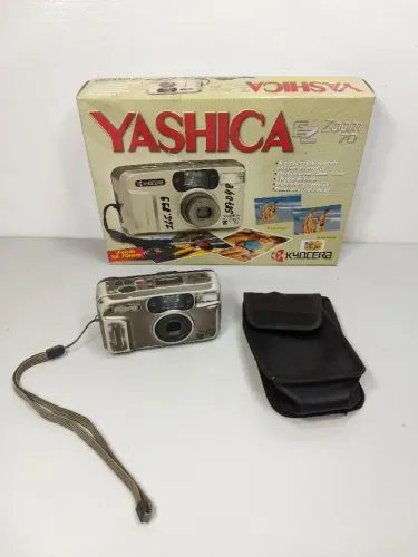 Camera Yashica Ez Zoom70 Filme 35mm Fotográfica W9 (Usado)-Funciona-