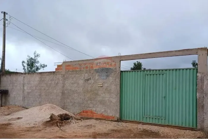 TERRENO AV. TANCREDO NEVES