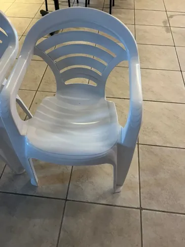 Cadeira, Mesa de som, Amplificador, Estabilizador, Cama