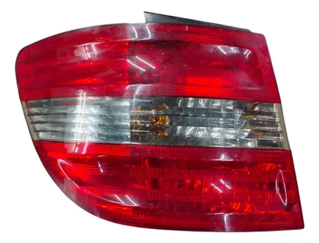 Lanterna Direit Mercedes Classe B 2010 2011 Direito/passageiro Vermelho