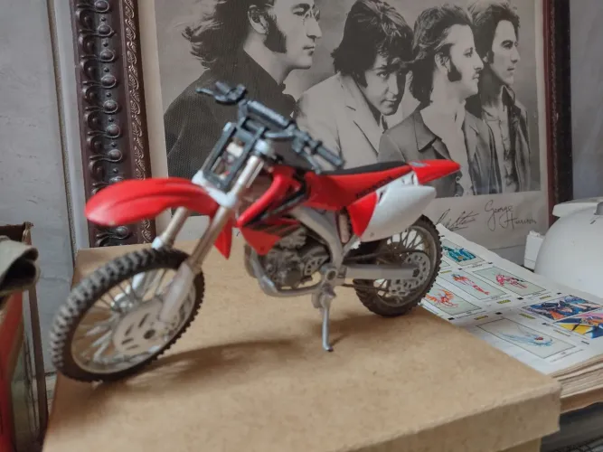 Miniatura Motocross Honda CRF