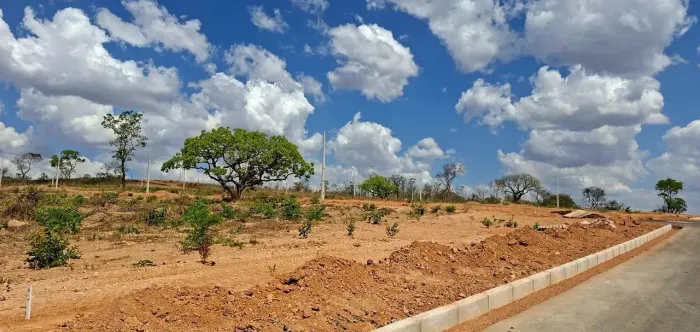Imóvel para venda possui 360 metros quadrados em Centro - Funilândia - MG