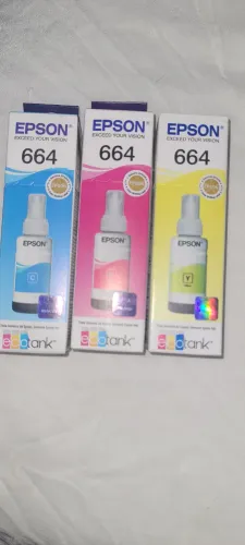Kit com 4 Garrafas de Tinta Epson: Ciano, Magenta, Amarelo LACRADOS + PRETO USADOS T664520