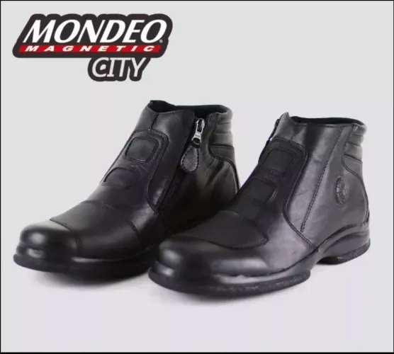Bota Mondeo Couro motociclista Nova