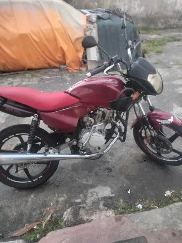 Bom Estado, tudo funcionando, vendendo pra comprar outra,