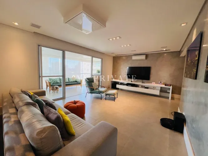 Apartamento à Venda no Condomínio Allori Vila Romana/ Rua Fábia/ 180m²/ 3 Suítes/ 3 Vagas