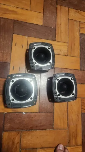Tweeter Selenium st304