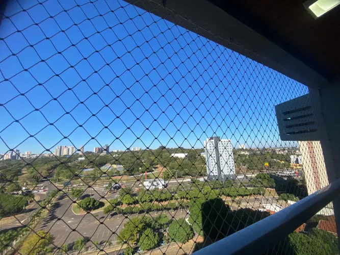 Apartamento a venda no Edifício Casemiro Bôscoli.