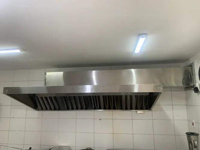 Coifa de inox completa + euxastor nova comprada em maio 2025