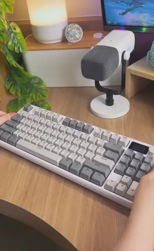 Teclado Mecânico Sem Fio Attack Shark K86 - RGB, Hot Swap, Display
