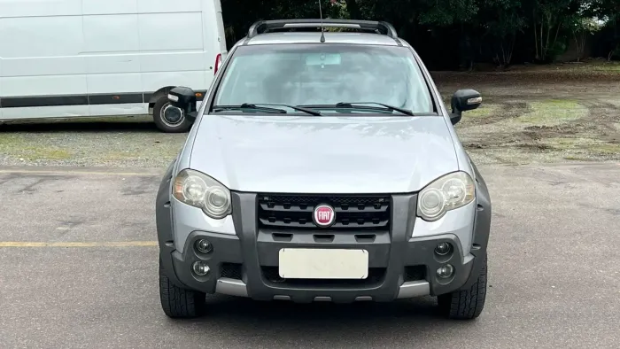 Fiat Strada Adventure 1.8/ 1.8 Locker Flex CE 2009