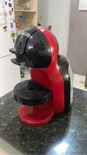 Cafeteira Dolce Gusto cápsulas