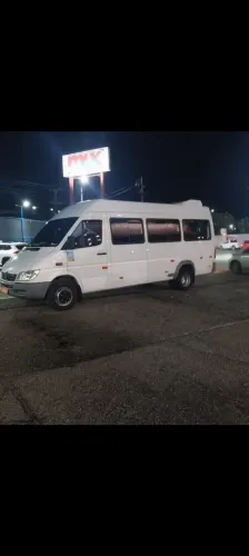 Frete e turismo.