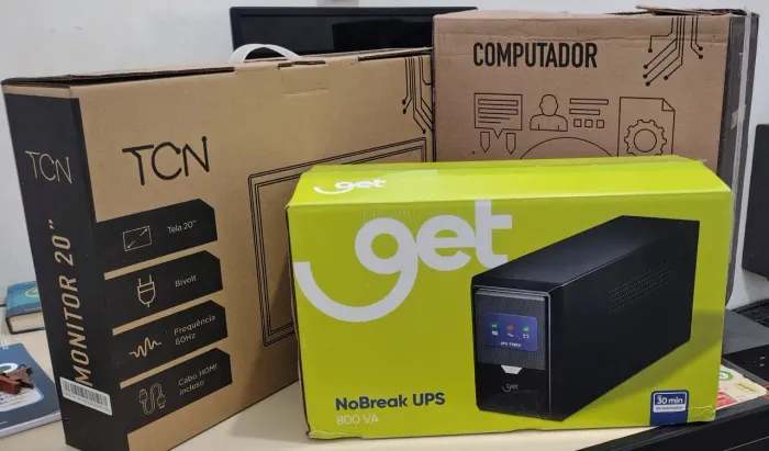 Computador i3 8Gb SSD 240 GB com monitor e nobreak