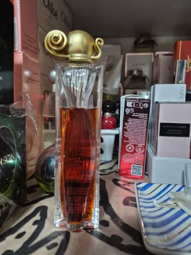 ORGANZA DA GIVENCHY 50 ml usado conforme foto.